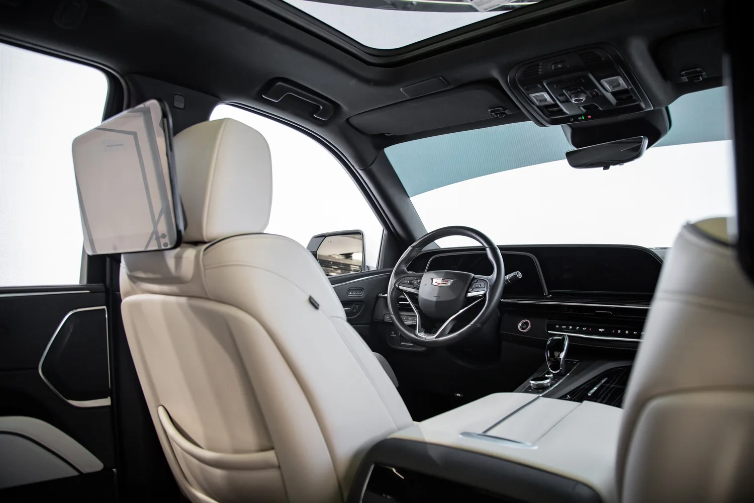 2023 Cadillac Escalade Platinum Sport, 13/18