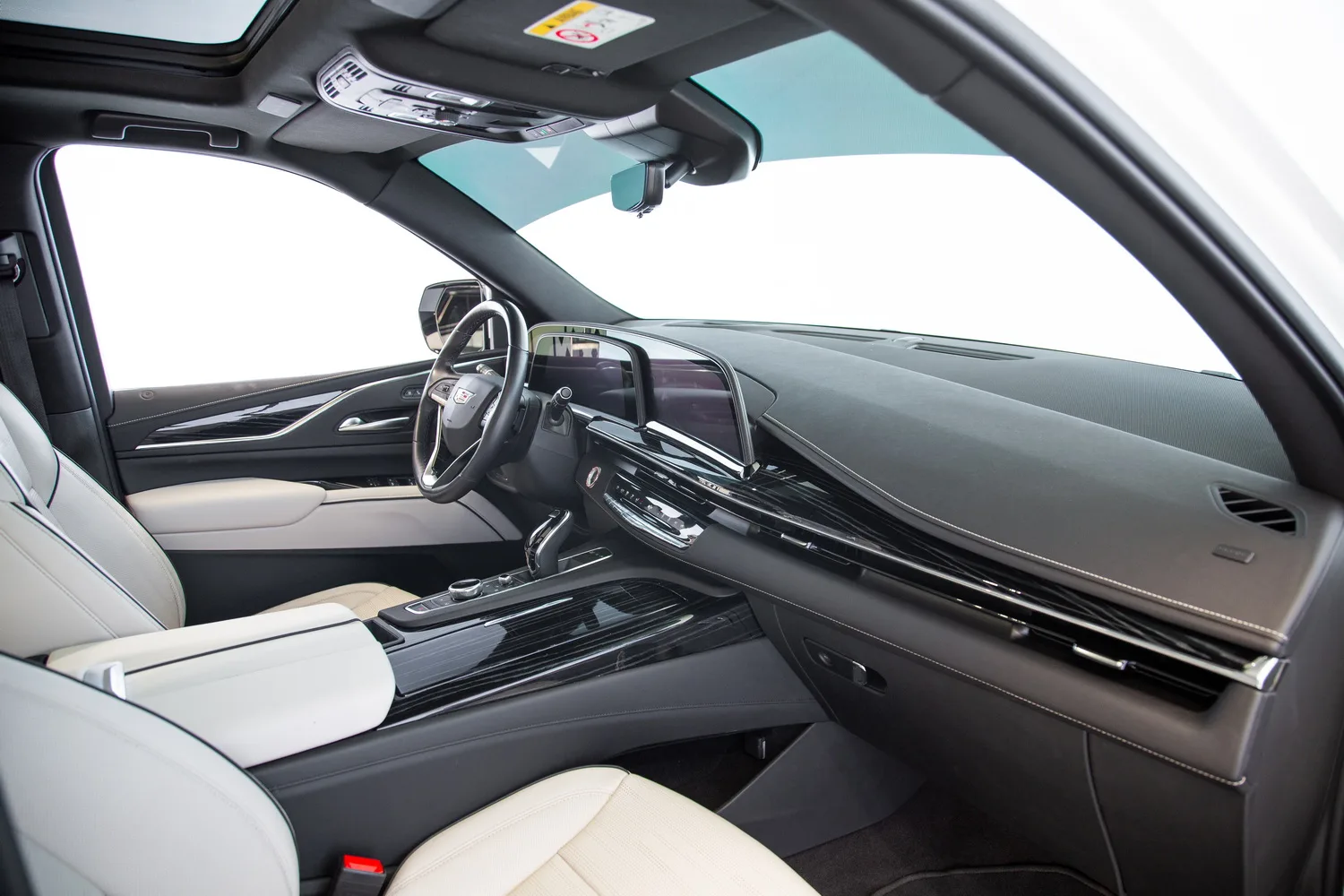 2023 Cadillac Escalade Platinum Sport, 15/18