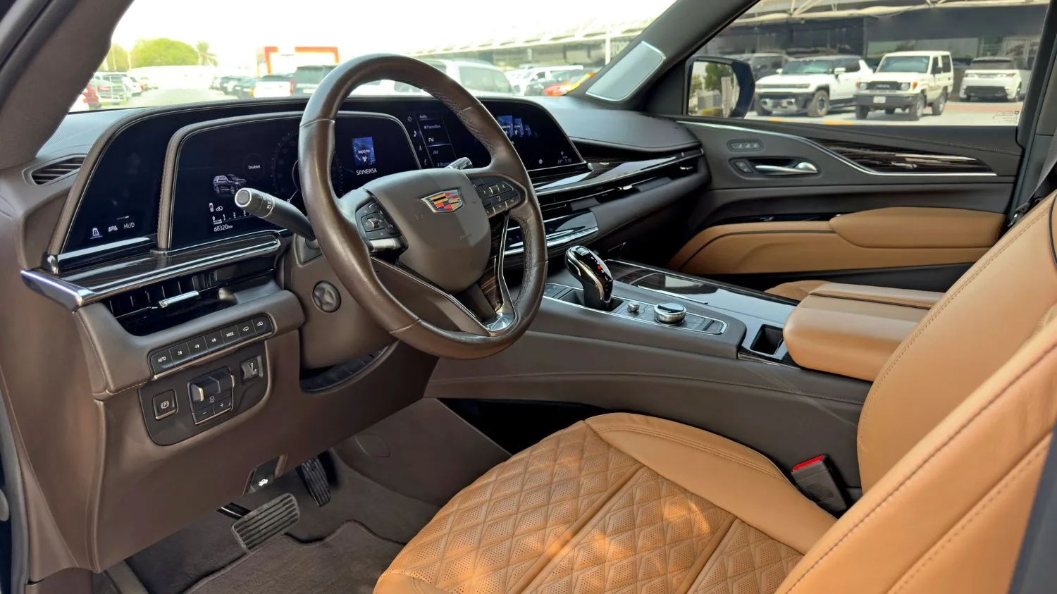2023 Cadillac Escalade Sport Platinum offered by a specialist dealer in Dubai, United Arab Emirates, photo 8 of 14