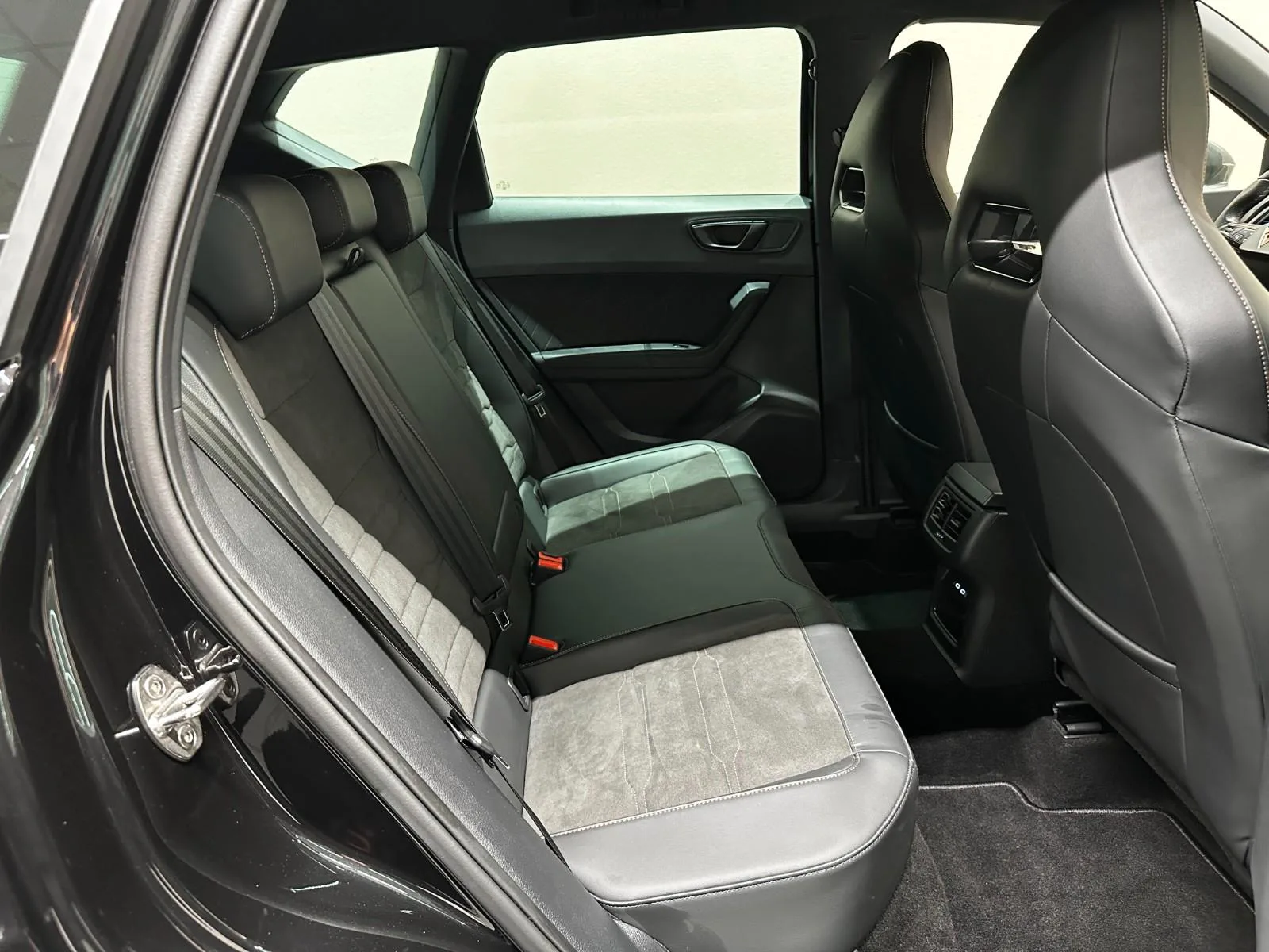 2023 Cupra Ateca VZ Tribe Edition, 20/27