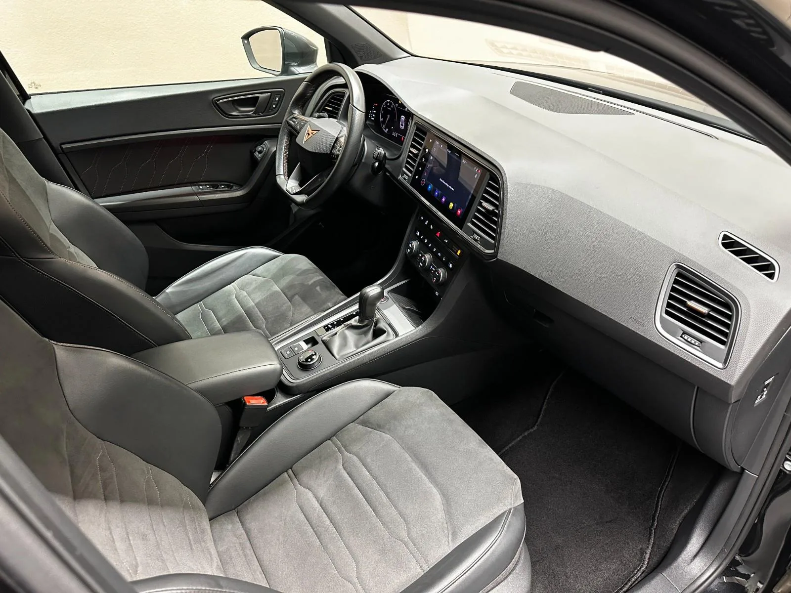 2023 Cupra Ateca VZ Tribe Edition, 22/27