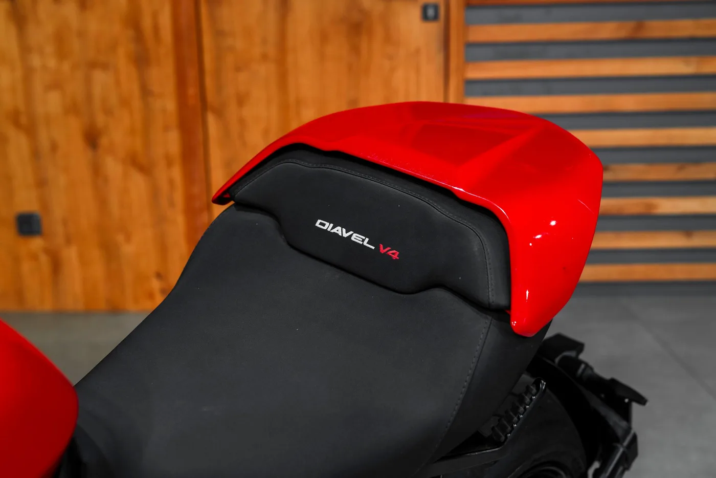 2023 Ducati Diavel V4 offered by a specialist dealer in Bratislava, Slovakia, photo 10 of 15
