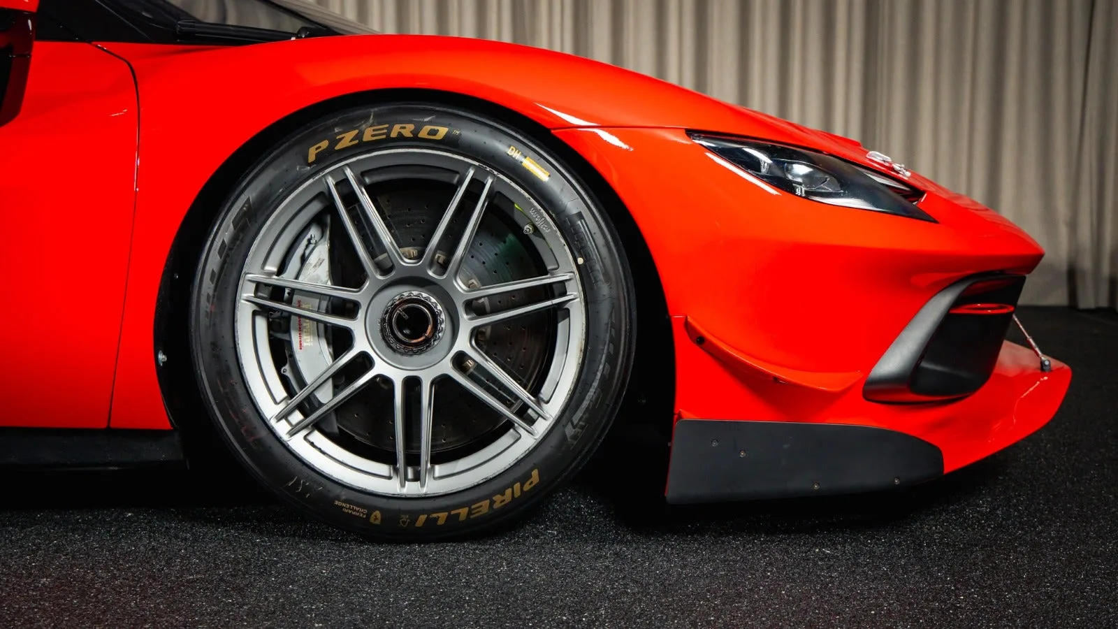 2023 Ferrari 296 Challenge, 11/20