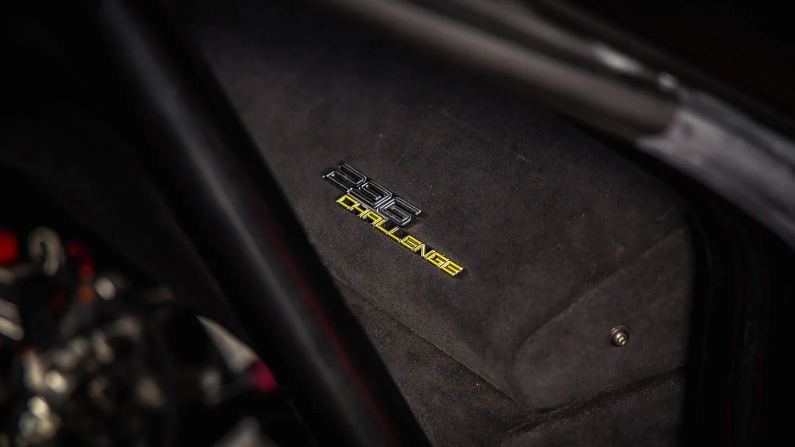 2023 Ferrari 296 Challenge, 18/20