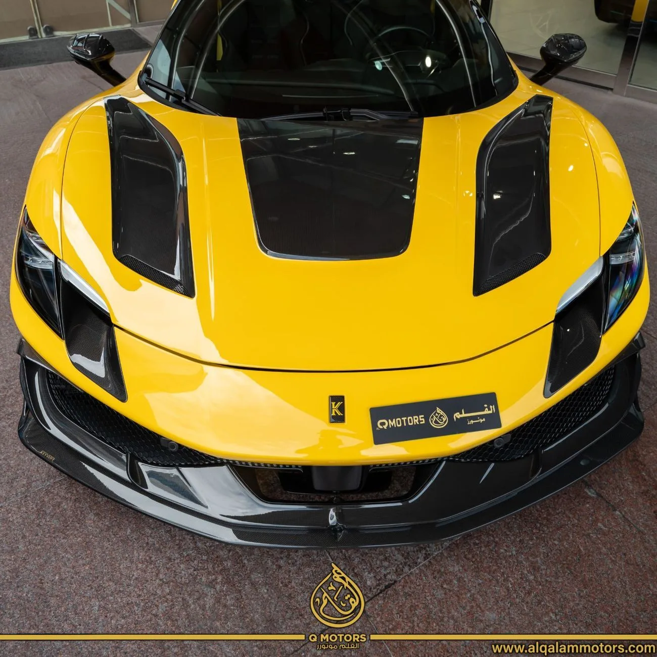 2023 Ferrari 296 GTB angeboten von einem Fachhändler in Dubai, Vereinigte Arabische Emirate, Foto 3 von 18