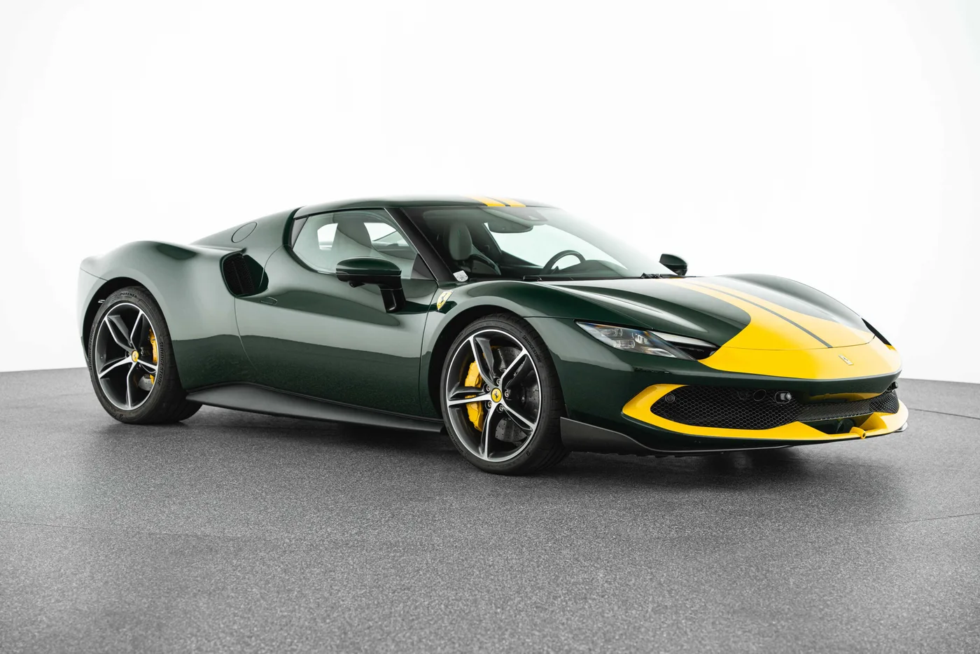2023 Ferrari 296 GTB Assetto Fiorano offered by a specialist dealer in Singen, Germany, photo 3 of 15