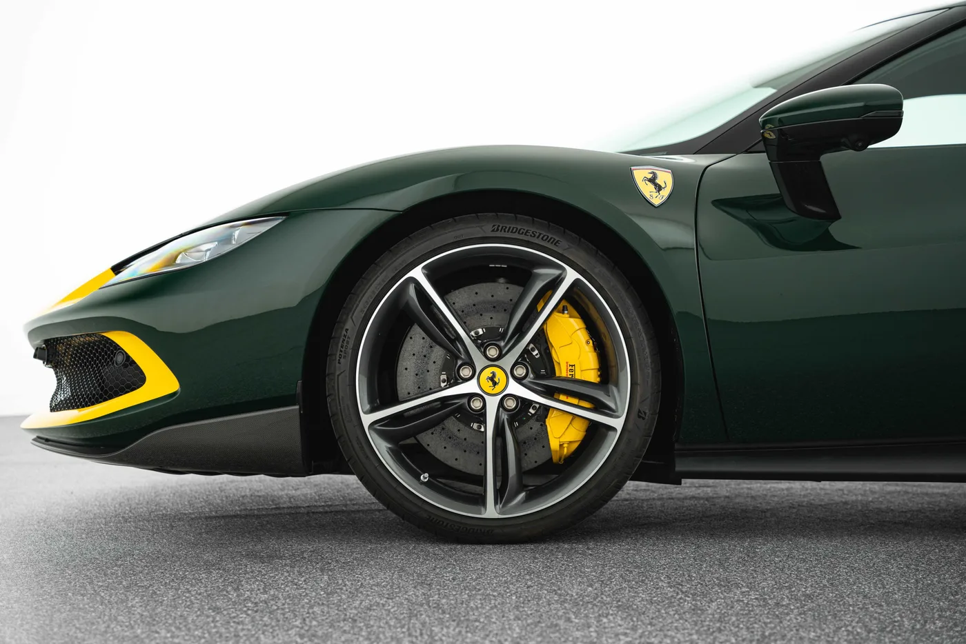 2023 Ferrari 296 GTB Assetto Fiorano offered by a specialist dealer in Singen, Germany, photo 9 of 15