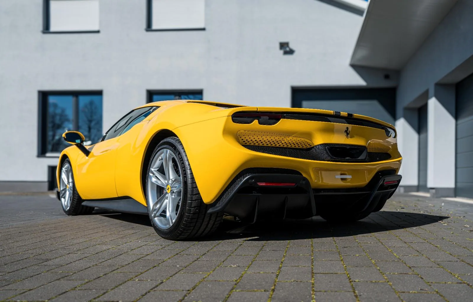 2023 Ferrari 296 GTB, 3/15