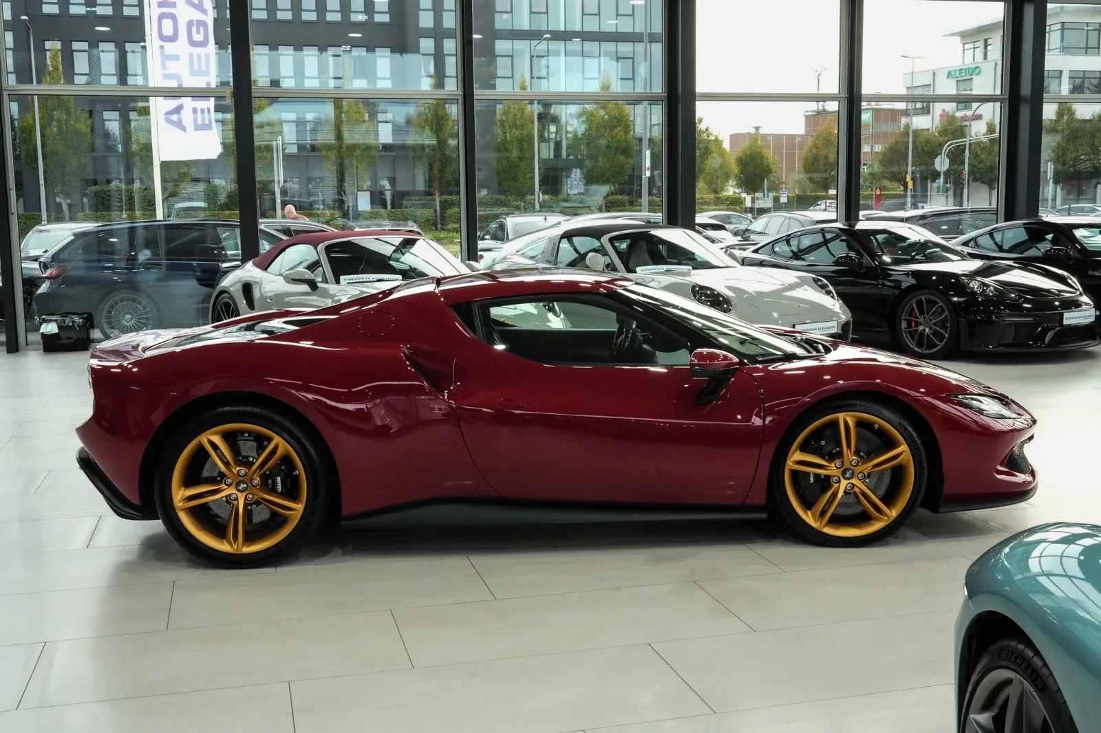 2023 Ferrari 296 GTB, 4/30
