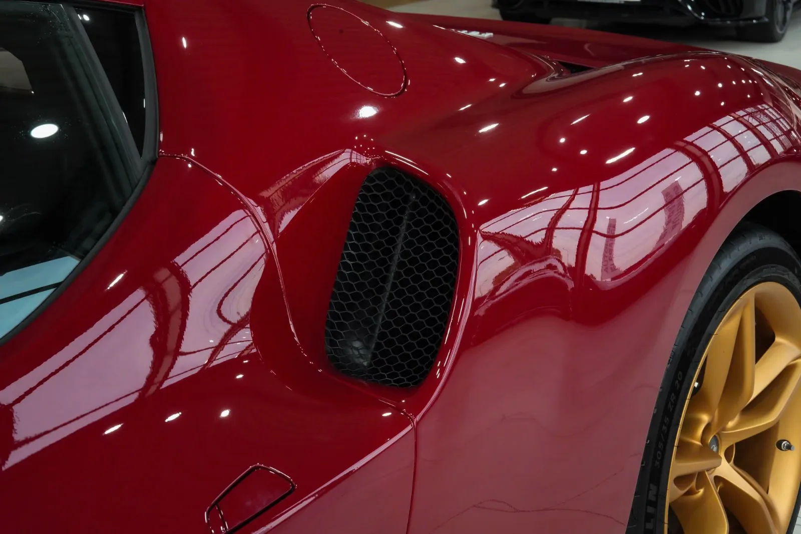 2023 Ferrari 296 GTB, 16/30