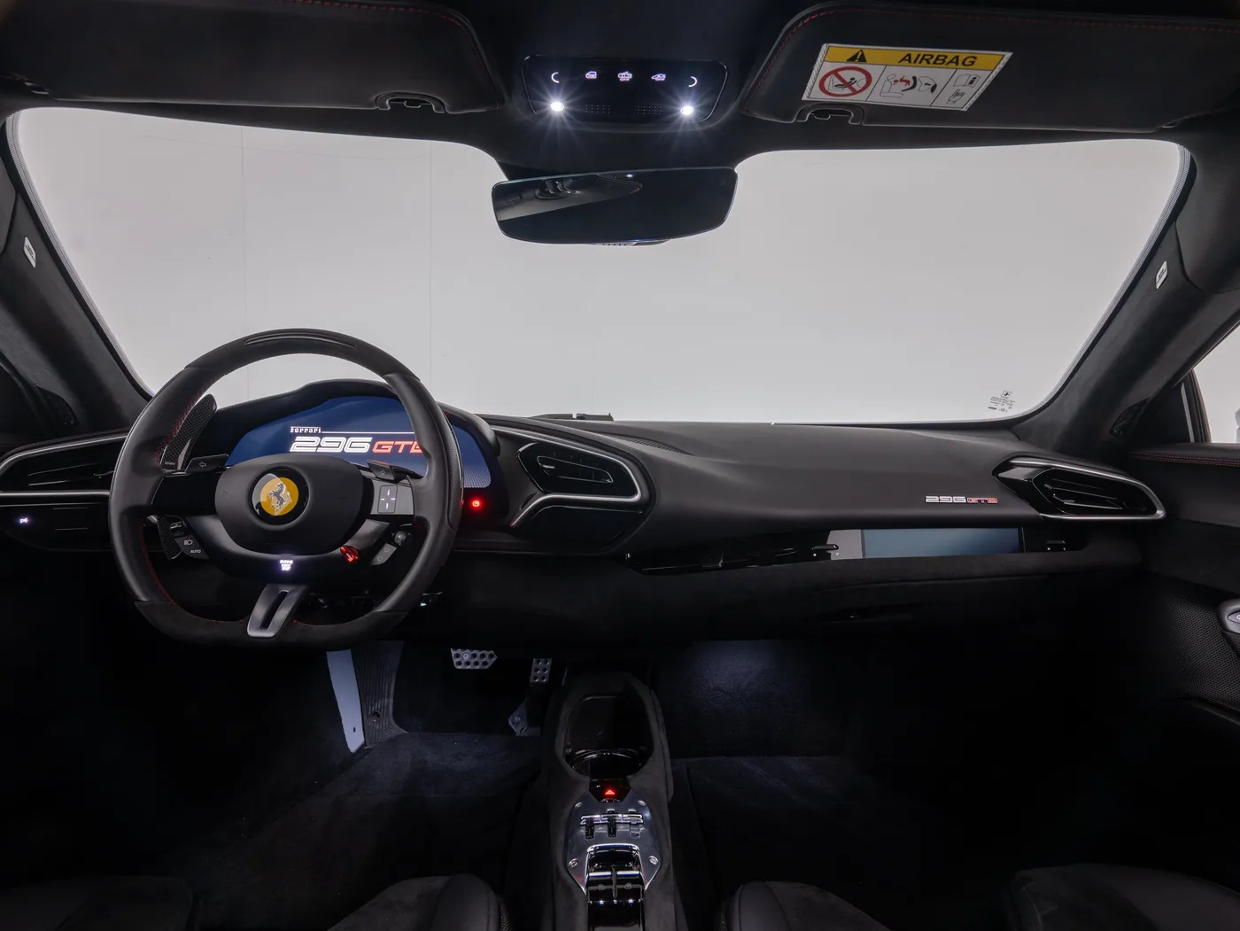 2023 Ferrari 296 GTB proposée par un concessionnaire spécialisé à Singen, Allemagne, photo 9 sur 15