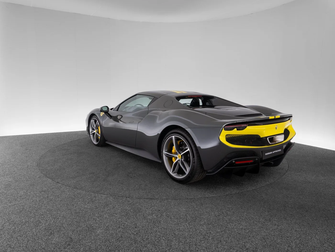 2023 Ferrari 296 GTB offered by a specialist dealer in Singen, Germany, photo 7 of 15