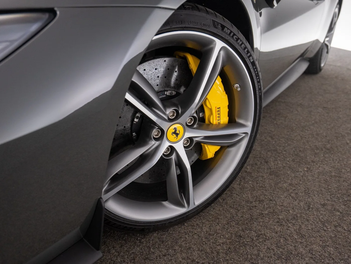 2023 Ferrari 296 GTB offered by a specialist dealer in Singen, Germany, photo 13 of 15