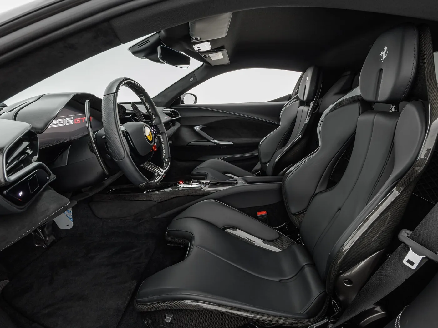 2023 Ferrari 296 GTB proposée par un concessionnaire spécialisé à Böblingen, Allemagne, photo 15 sur 15