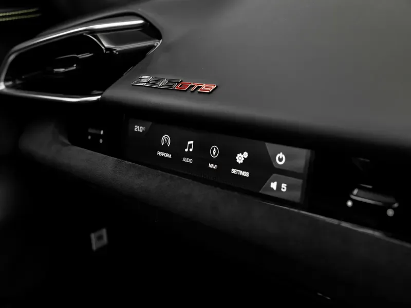 2023 Ferrari 296 GTB, 19/30