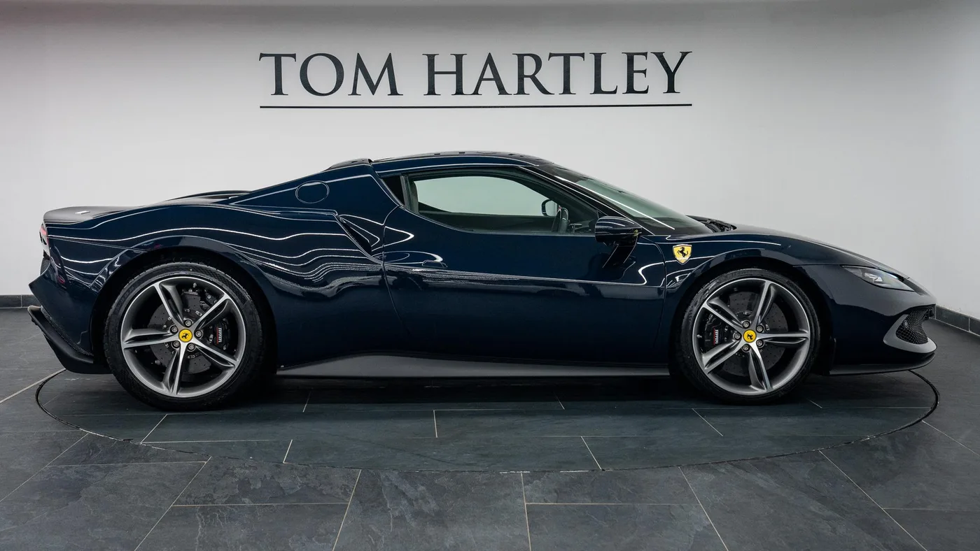 2023 Ferrari 296 GTB angeboten von einem Fachhändler in Swadlincote, Vereinigtes Königreich, Foto 7 von 15