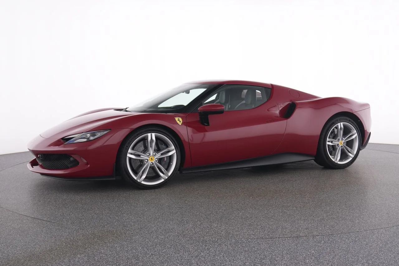 2023 Ferrari 296 GTB, 3/28