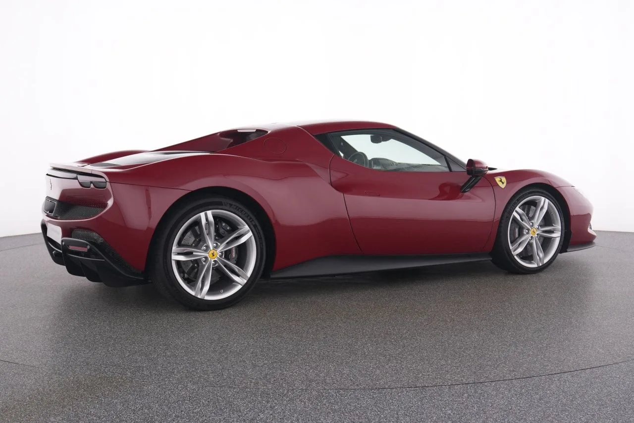 2023 Ferrari 296 GTB, 11/28