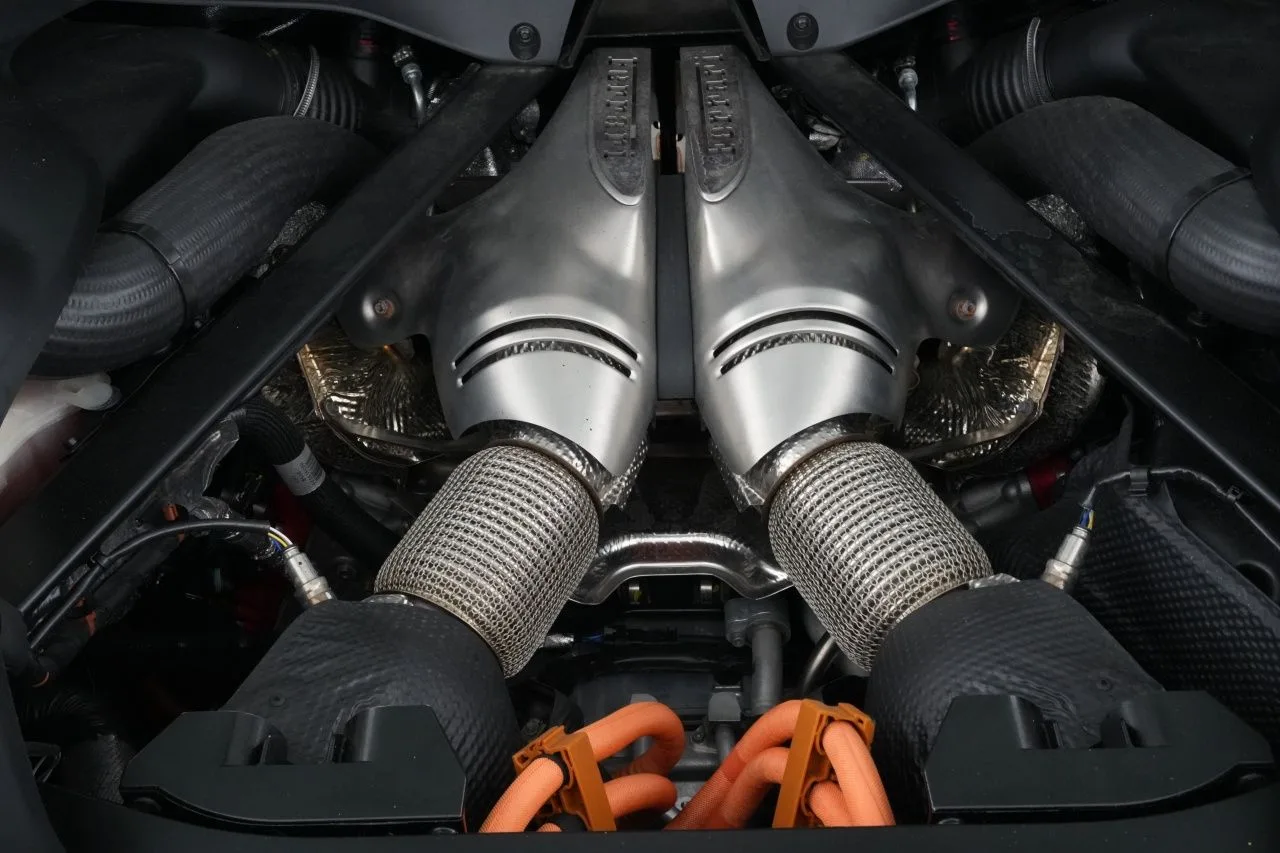 2023 Ferrari 296 GTB, 22/28