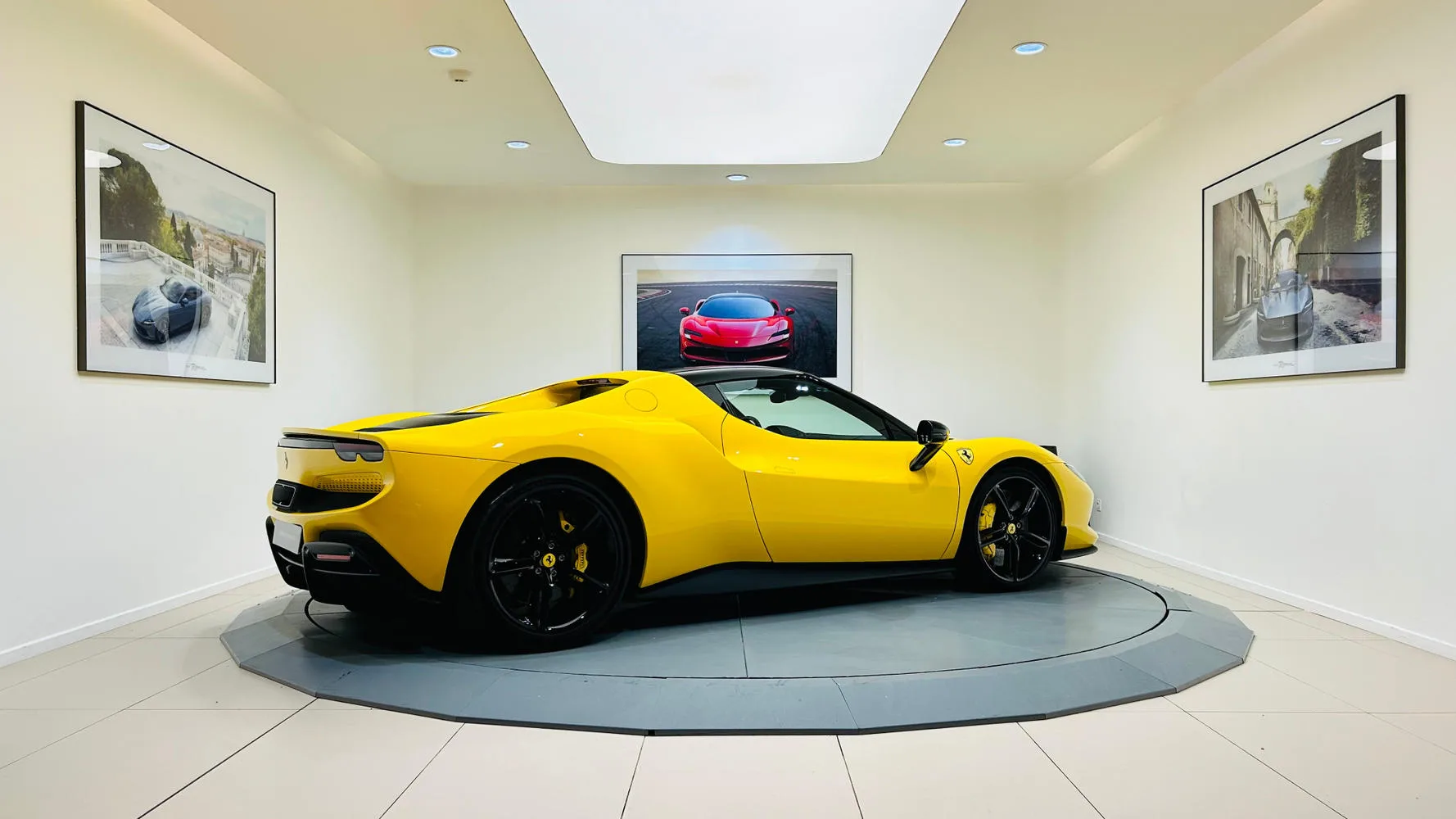 2023 Ferrari 296 GTB, 3/30