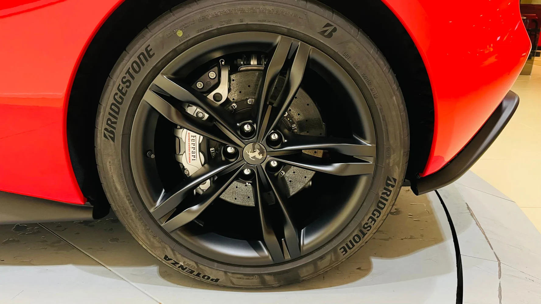 2023 Ferrari 296 GTB, 9/18