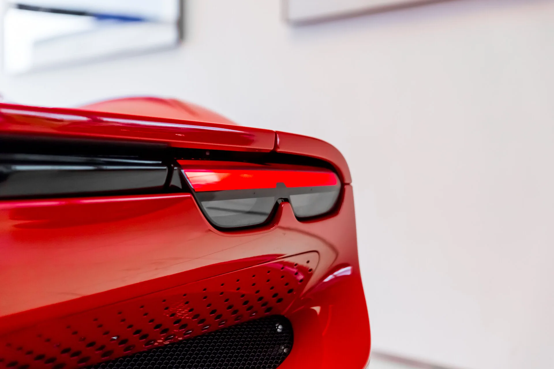 2023 Ferrari 296 GTB, 27/29