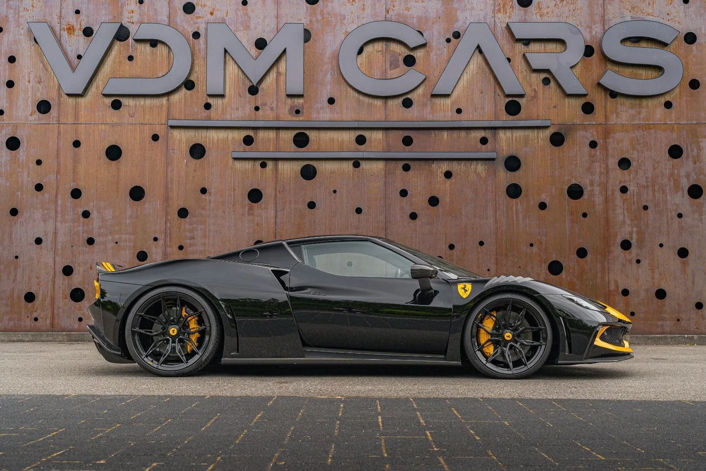 2023 Ferrari 296 GTB proposée par un spécialiste de la supercar à Gronau, Allemagne, photo 8 sur 25