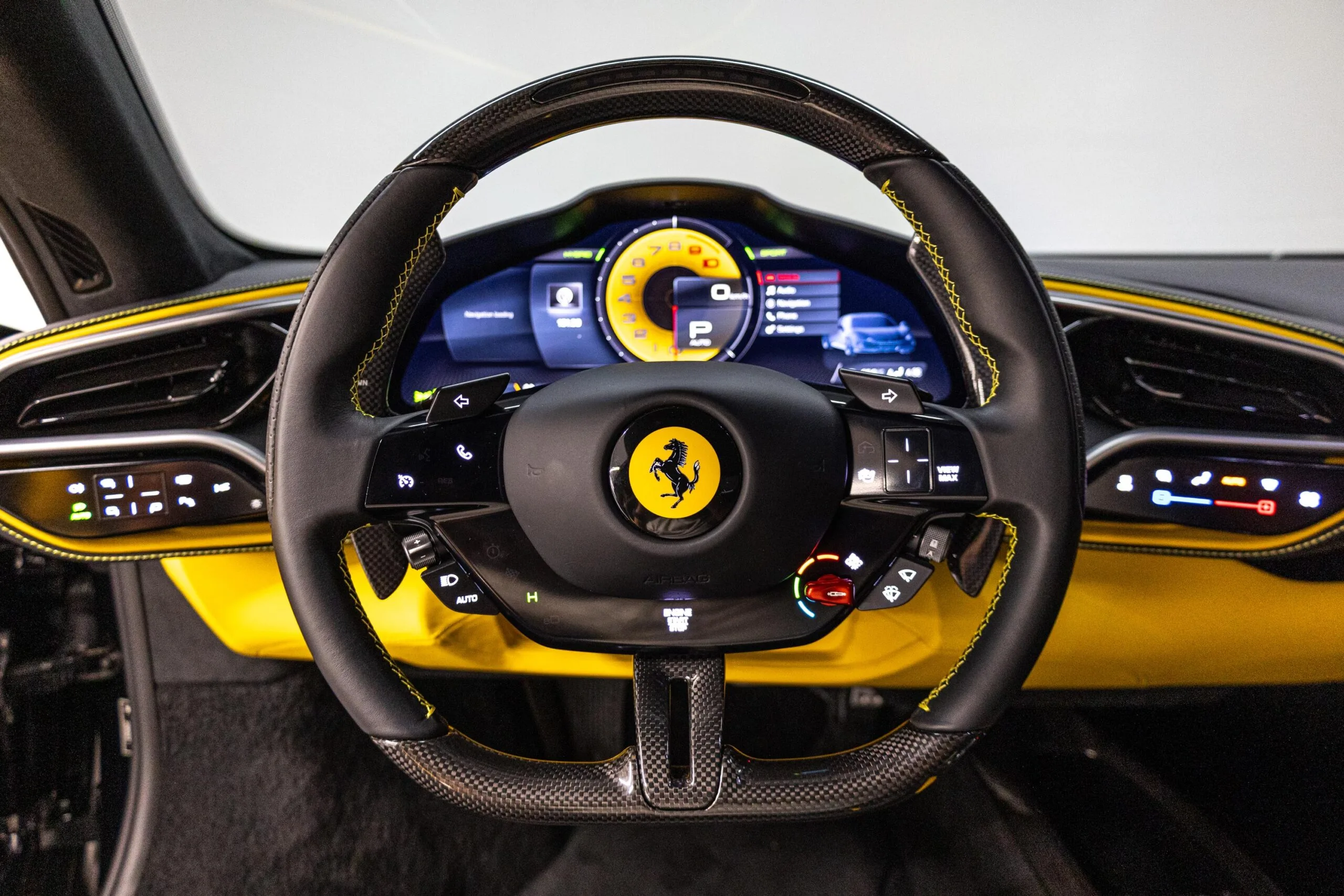 2023 Ferrari 296 GTB, 18/20