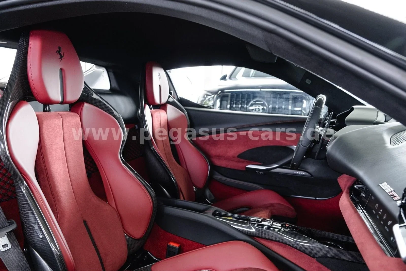 2023 Ferrari 296 GTB, 27/30