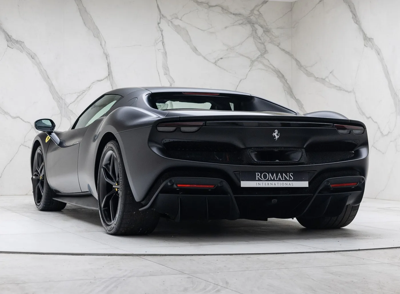2023 Ferrari 296 GTB angeboten von einem Fachhändler in Banstead, Vereinigtes Königreich, Foto 10 von 15