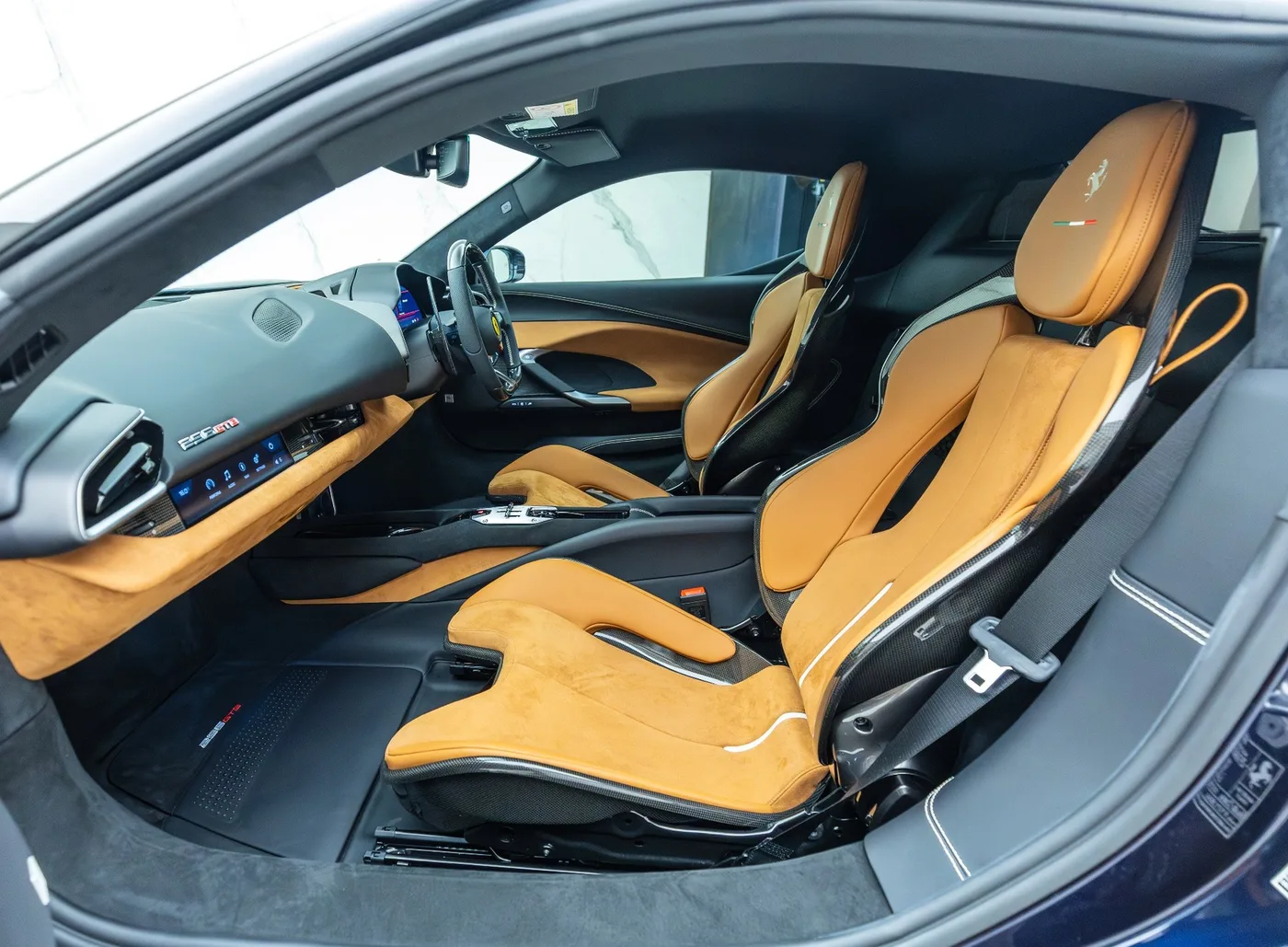 2023 Ferrari 296 GTB proposée par un concessionnaire spécialisé à Banstead, Royaume-Uni, photo 16 sur 25