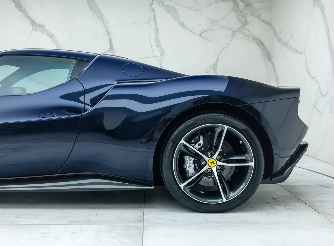 2023 Ferrari 296 GTB proposée par un concessionnaire spécialisé à Banstead, Royaume-Uni, photo 25 sur 25