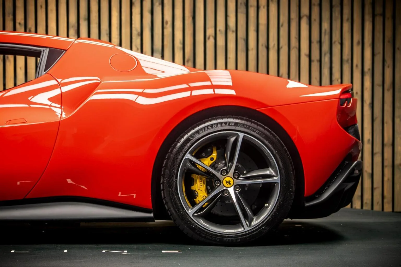 2023 Ferrari 296 GTB, 17/30