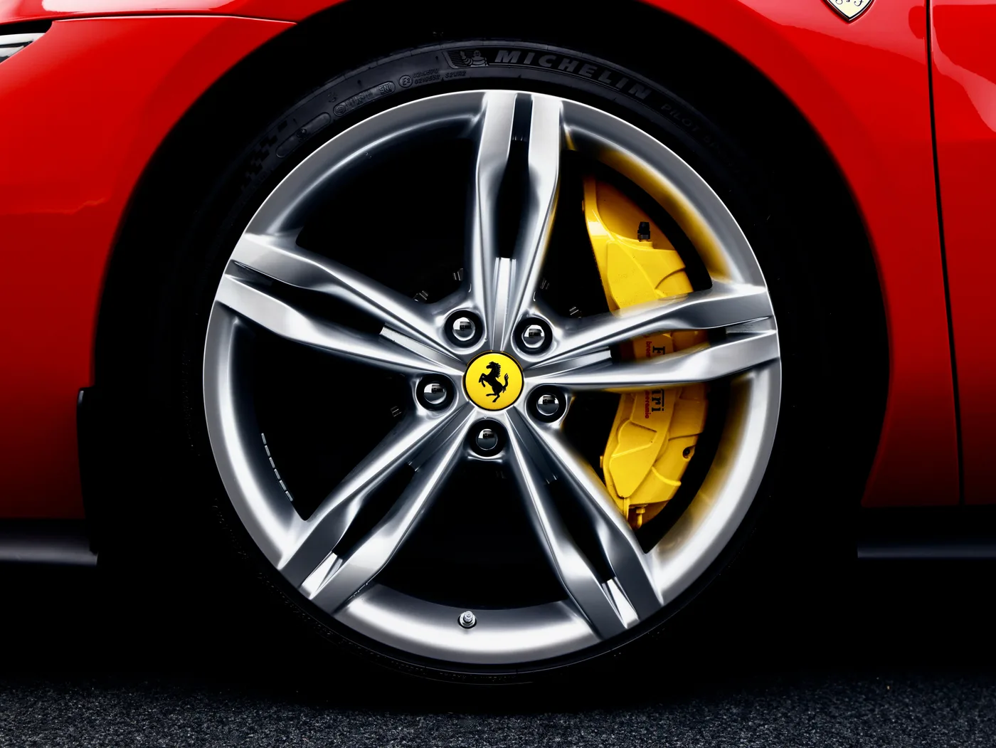 2023 Ferrari 296 GTB offered by a specialist dealer in Frankfurt am Main, Germany, photo 14 of 15