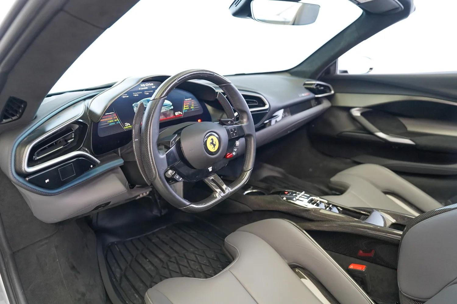 2023 Ferrari 296 GTS Assetto Fiorano, 15/18