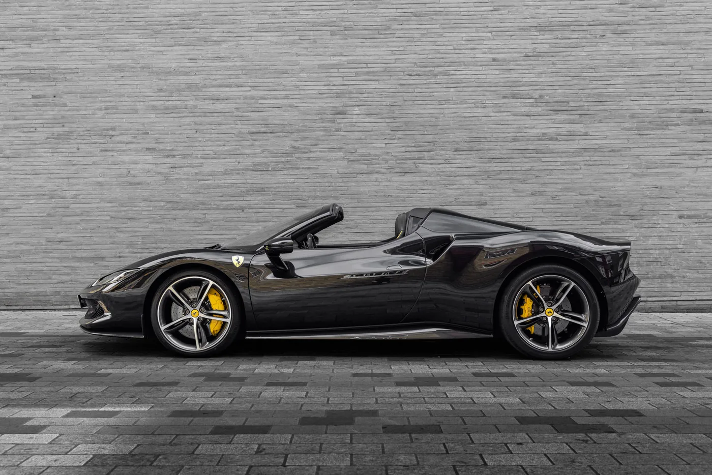 2023 Ferrari 296 GTS angeboten von einer Vertragshändlergruppe in Mayfair, Vereinigtes Königreich, Foto 2 von 25