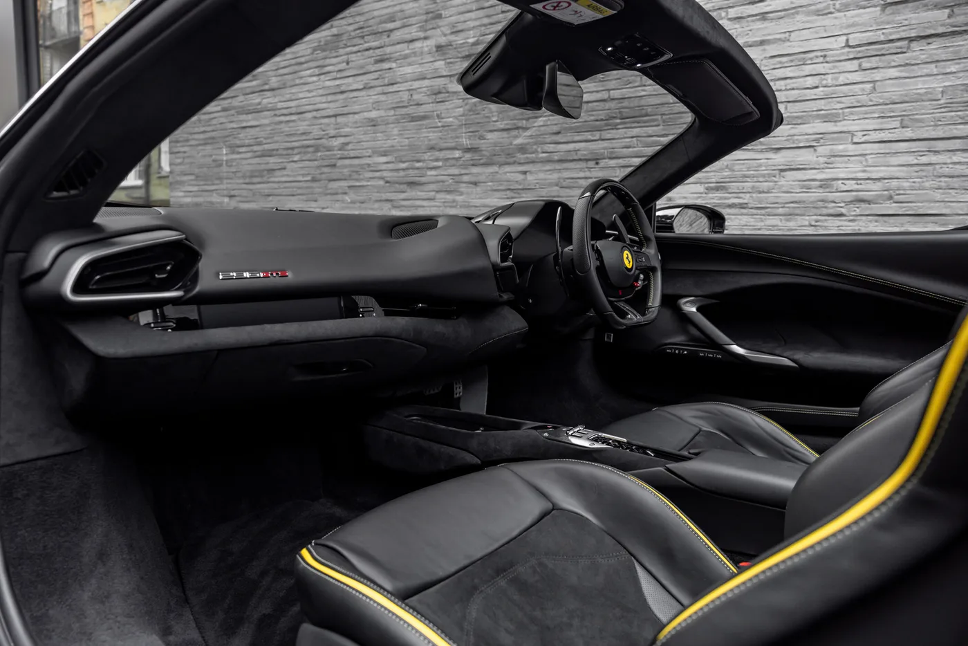 2023 Ferrari 296 GTS angeboten von einer Vertragshändlergruppe in Mayfair, Vereinigtes Königreich, Foto 17 von 25