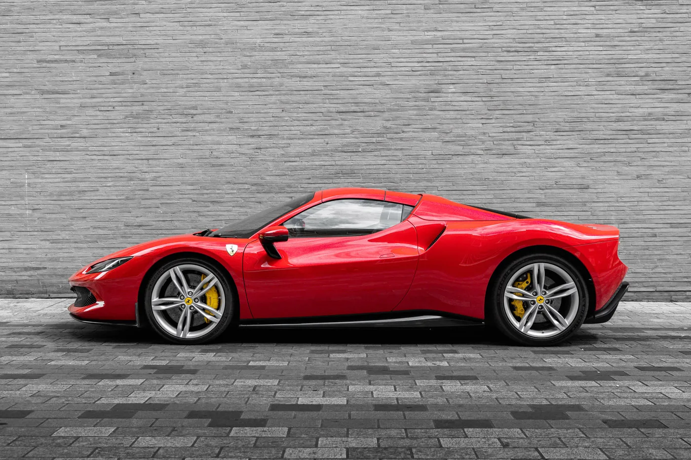 2023 Ferrari 296 GTS angeboten von einer Vertragshändlergruppe in Mayfair, Vereinigtes Königreich, Foto 3 von 25