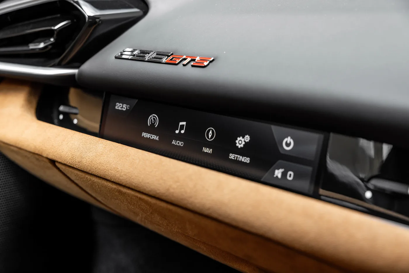 2023 Ferrari 296 GTS angeboten von einer Vertragshändlergruppe in Mayfair, Vereinigtes Königreich, Foto 8 von 25