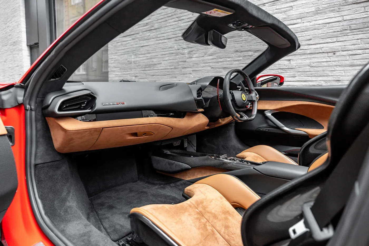 2023 Ferrari 296 GTS angeboten von einer Vertragshändlergruppe in Mayfair, Vereinigtes Königreich, Foto 17 von 25