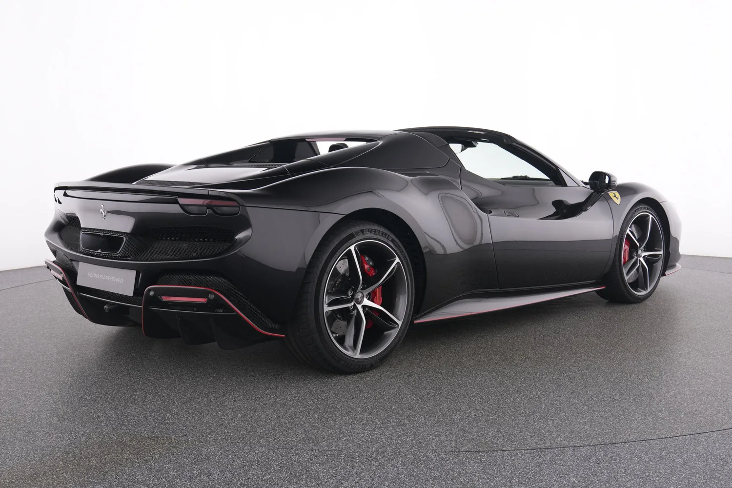 2023 Ferrari 296 GTS, 3/6