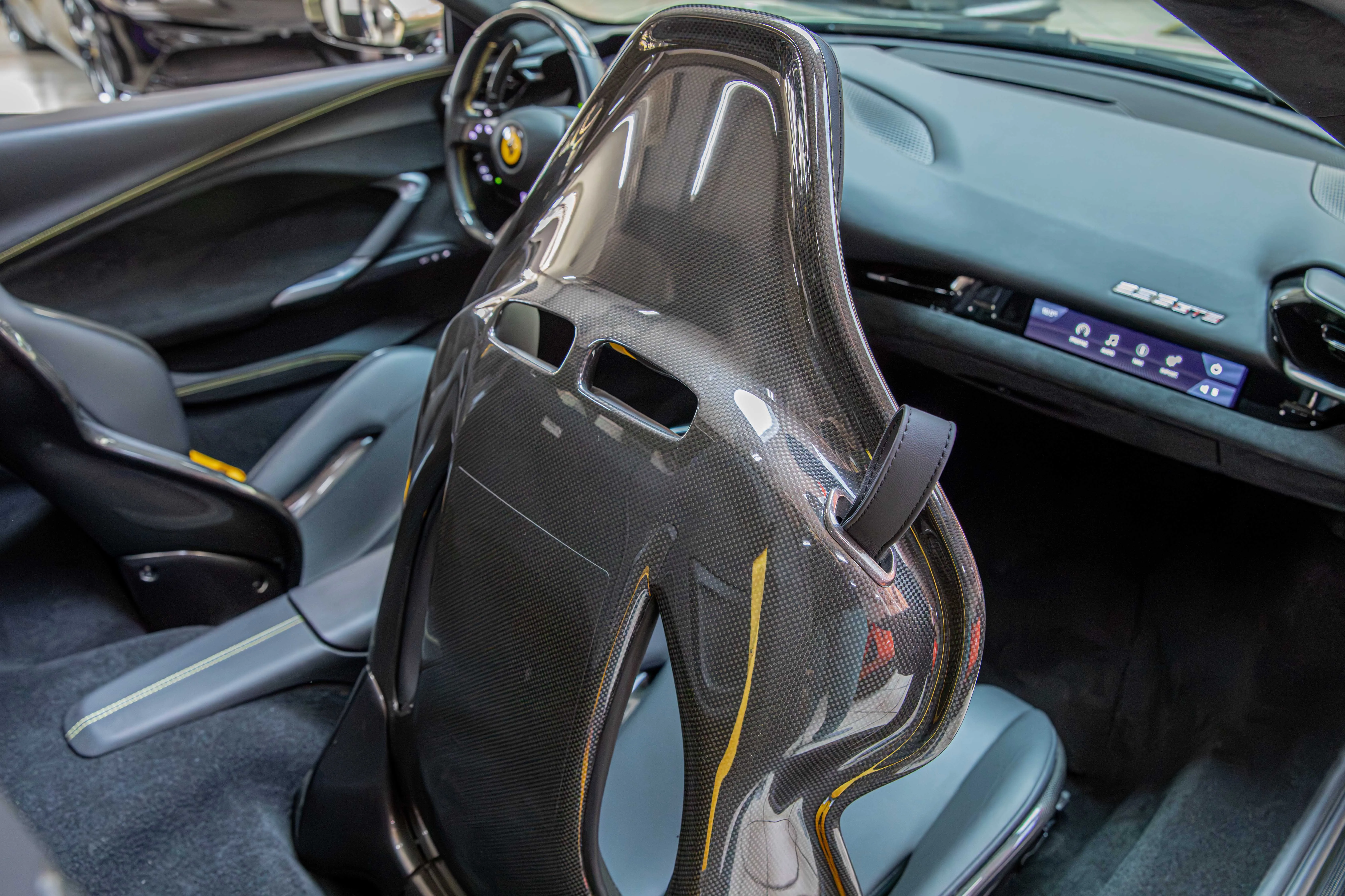 2023 Ferrari 296 GTS, 16/28