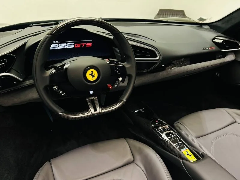 2023 Ferrari 296 GTS, 3/20