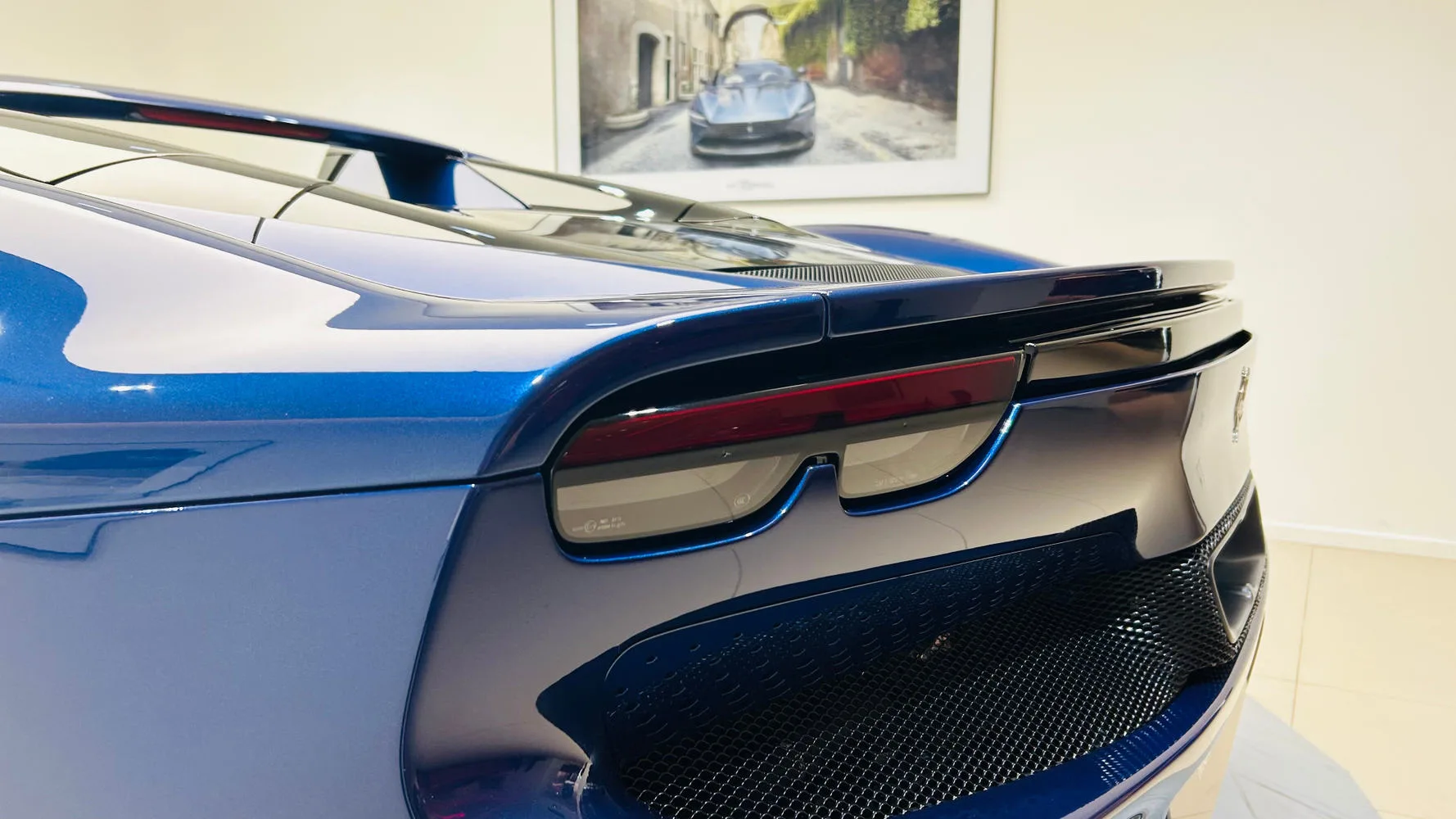 2023 Ferrari 296 GTS, 12/30