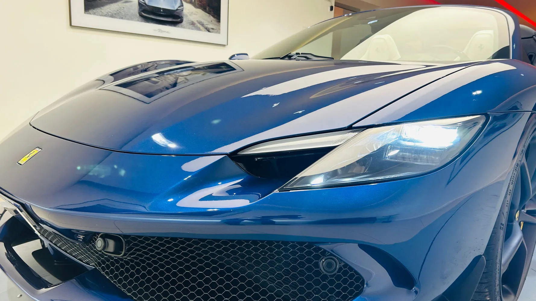 2023 Ferrari 296 GTS, 16/30