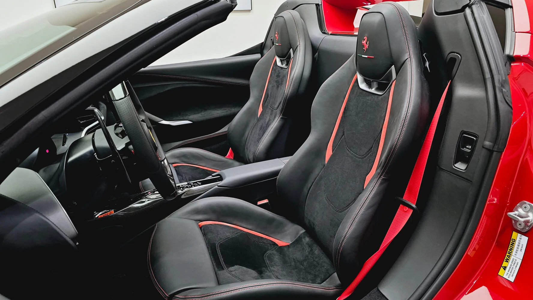 2023 Ferrari 296 GTS, 6/17