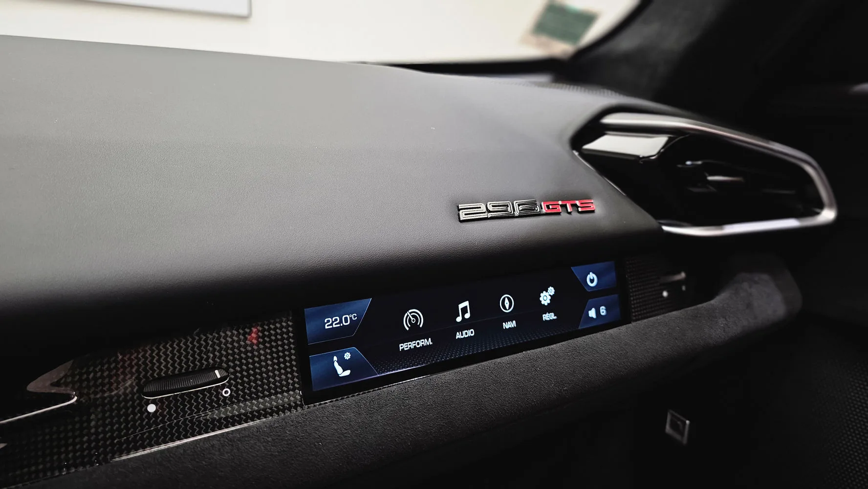 2023 Ferrari 296 GTS, 10/17