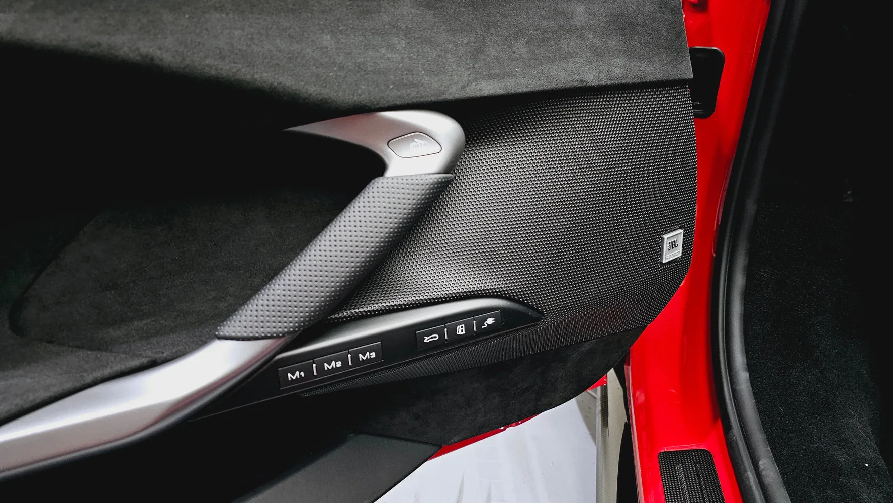 2023 Ferrari 296 GTS, 14/17