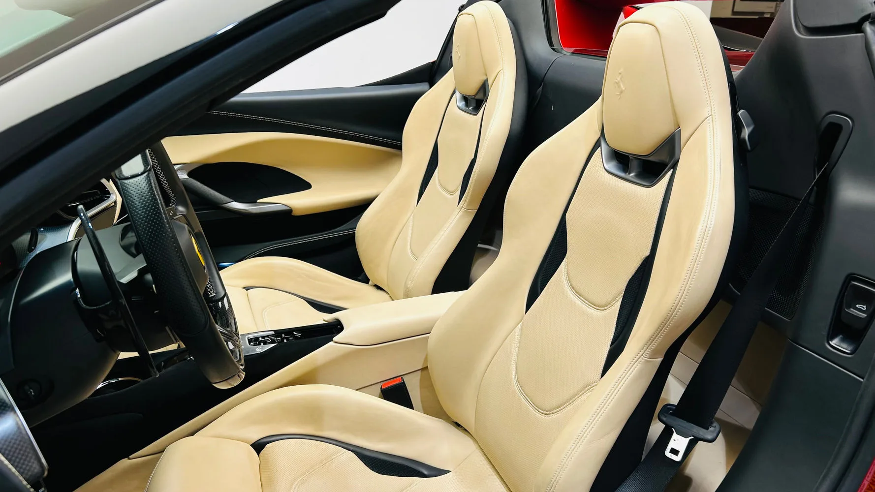 2023 Ferrari 296 GTS, 6/30