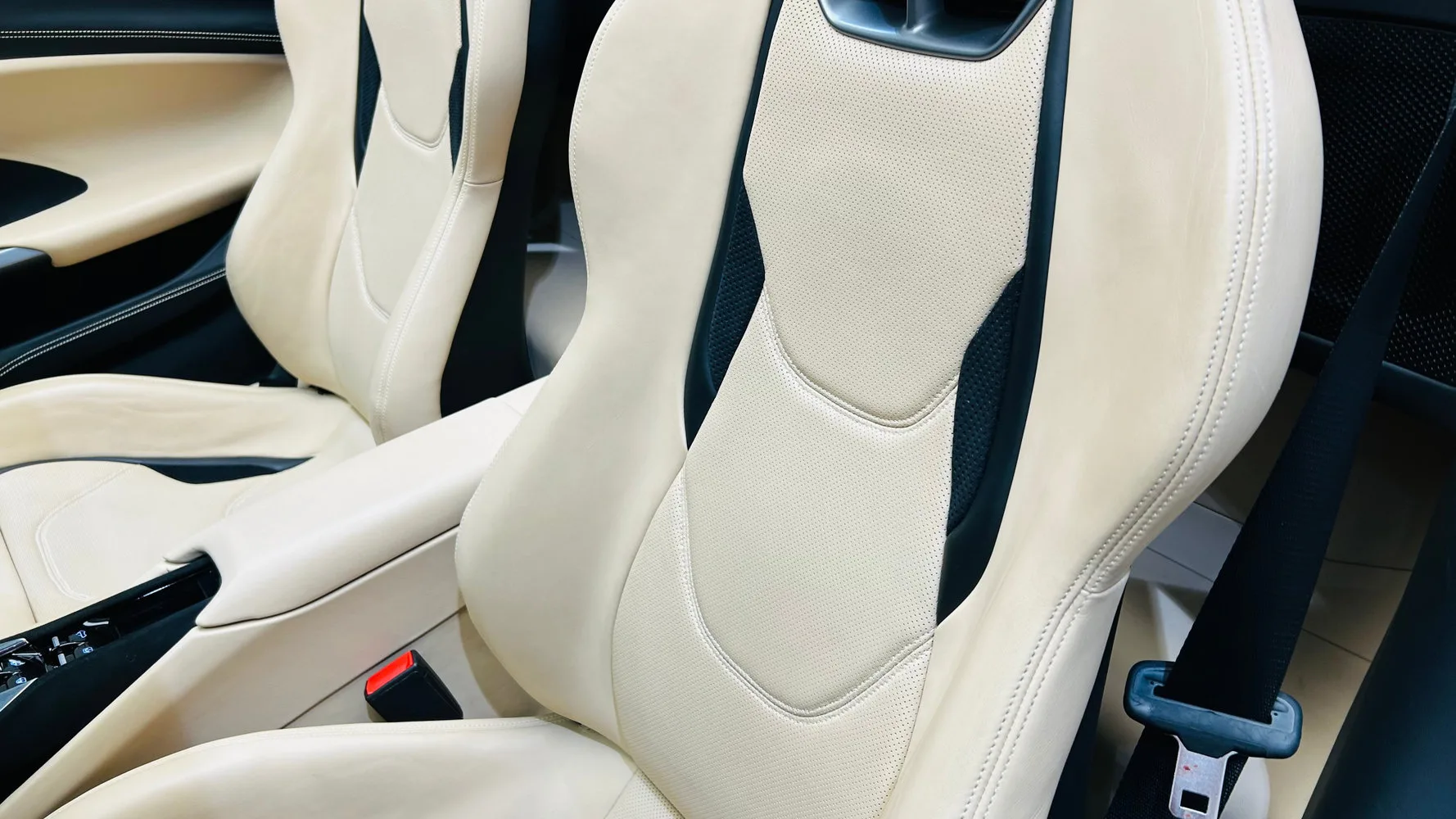 2023 Ferrari 296 GTS, 19/30